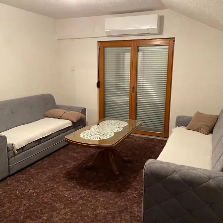 Pista-pause Apartment Bihac