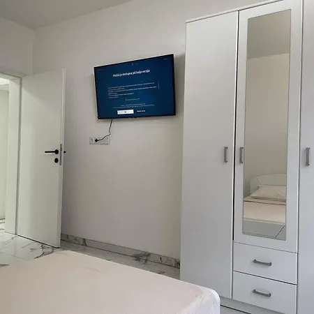 Pista-pause Apartment
