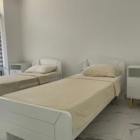 Apartament Pista-pause